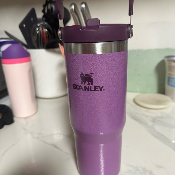 Stanley Hammertone Lilac bottle
